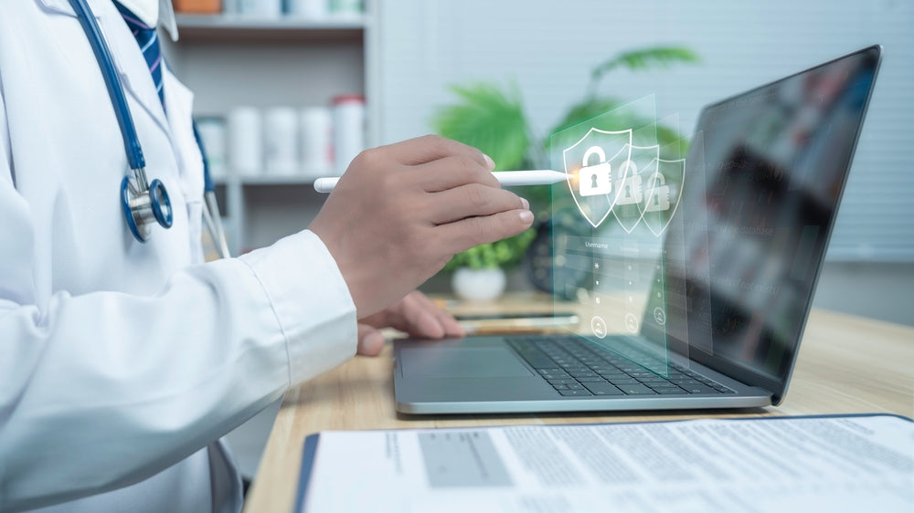 Cancellazione dati paziente: cosa deve fare il medico