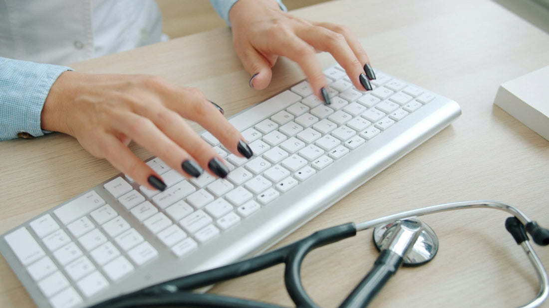 La segretaria può leggere le cartelle dei pazienti? Limiti e regole sulla privacy nello studio medico